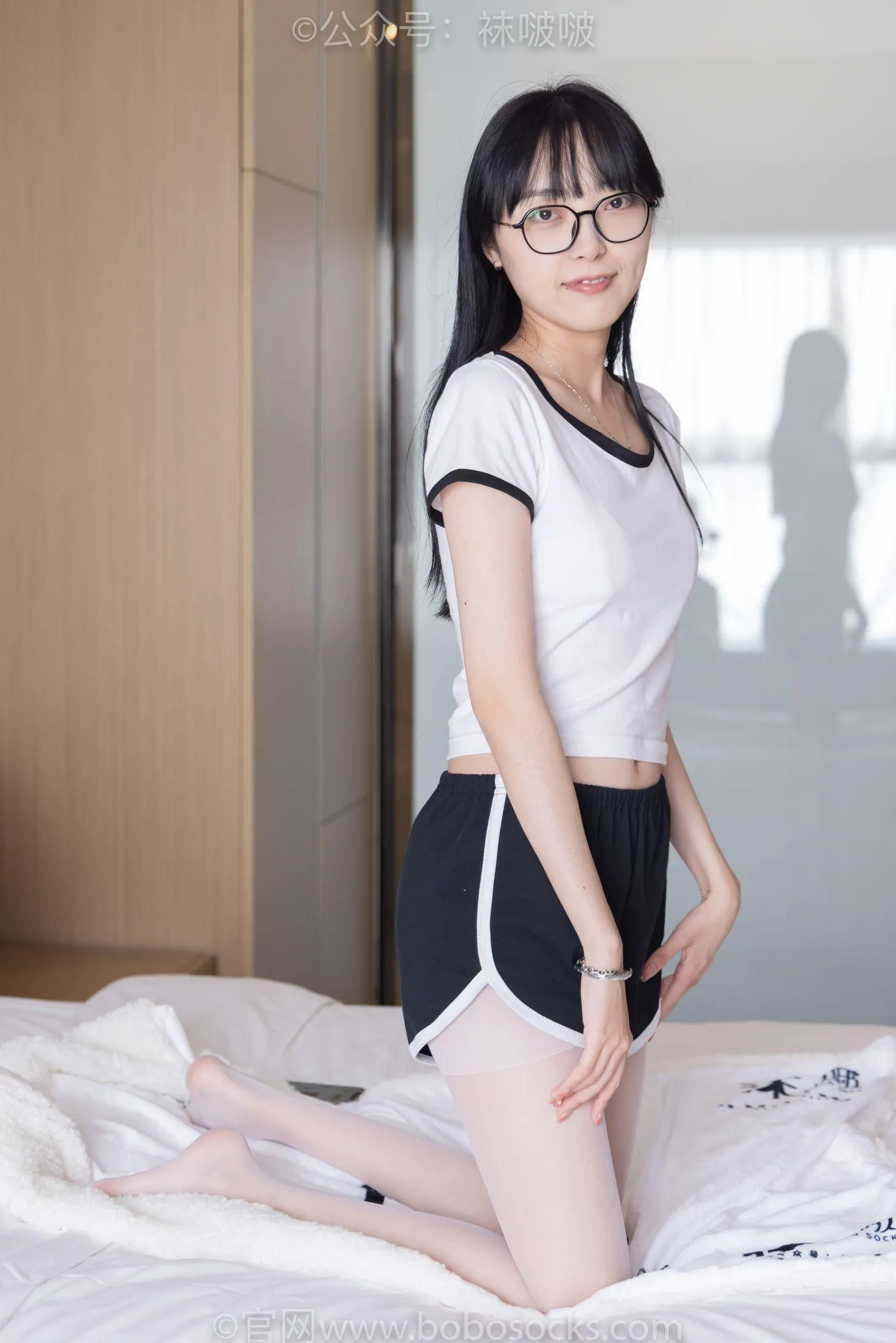 [BoBoSocks袜啵啵]NO.037 稚予-帆布鞋、短白棉袜、白丝 [136P]插图2